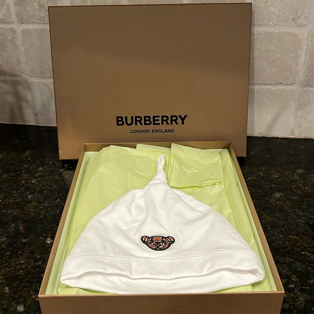 Burberry New with Box Bear Kid Baby Toddler Hat Size 12-18M